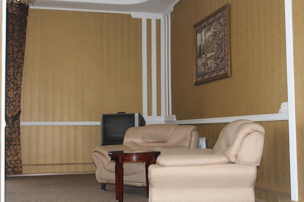 Hotel Edem Karagandy Rom bilde