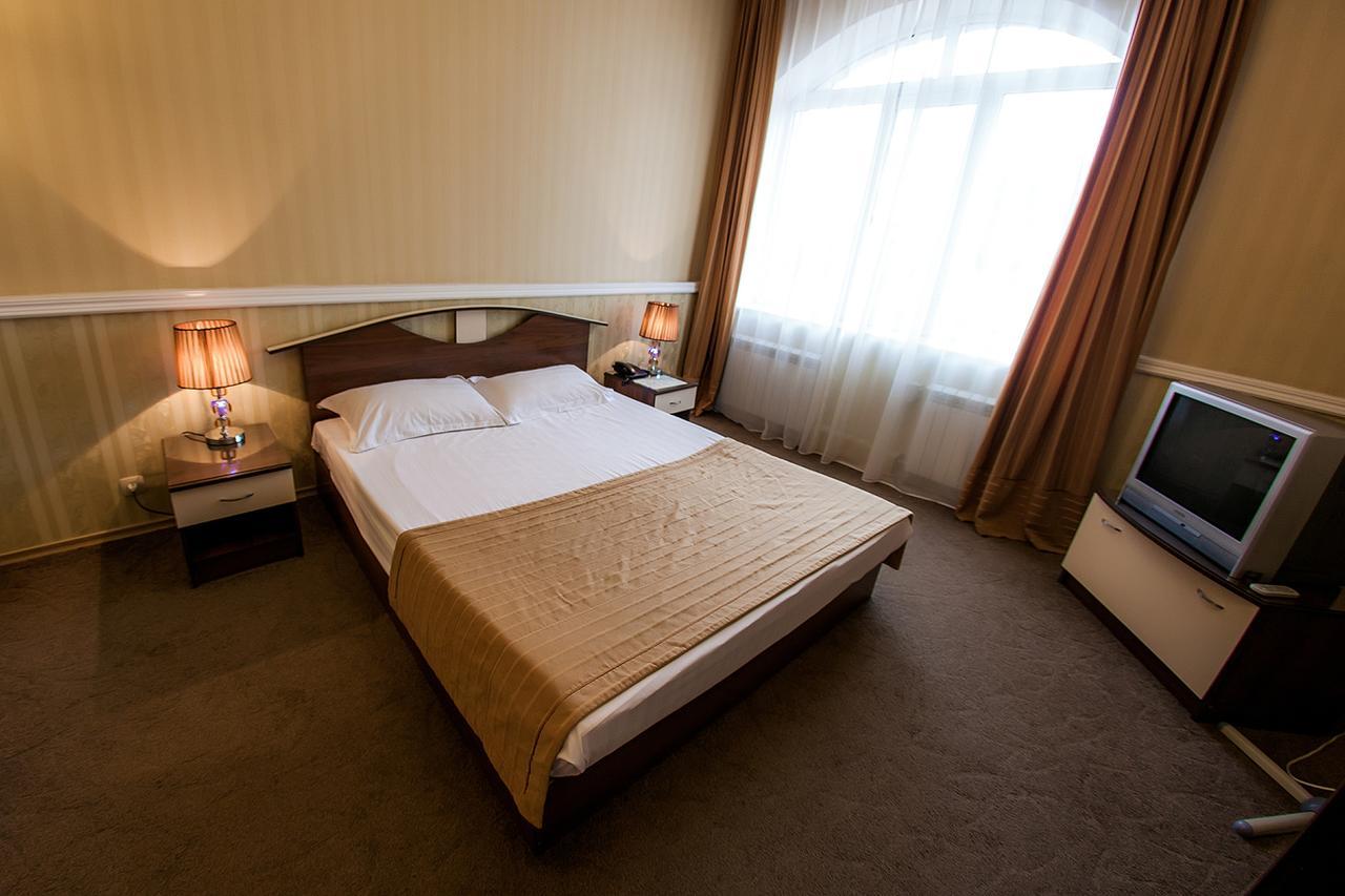 Hotel Edem Karagandy Eksteriør bilde