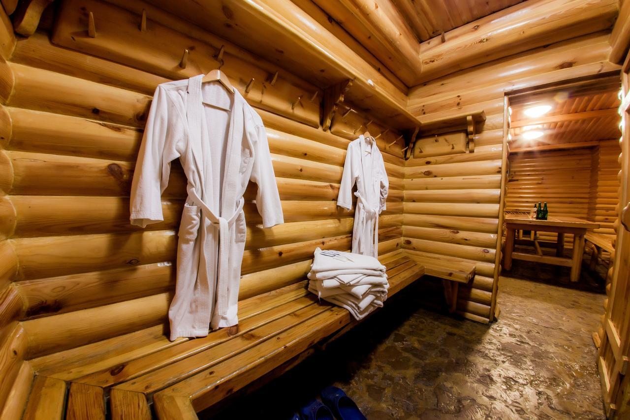 Hotel Edem Karagandy Eksteriør bilde