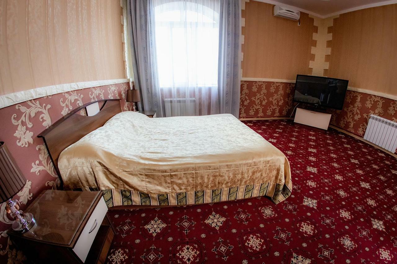 Hotel Edem Karagandy Eksteriør bilde