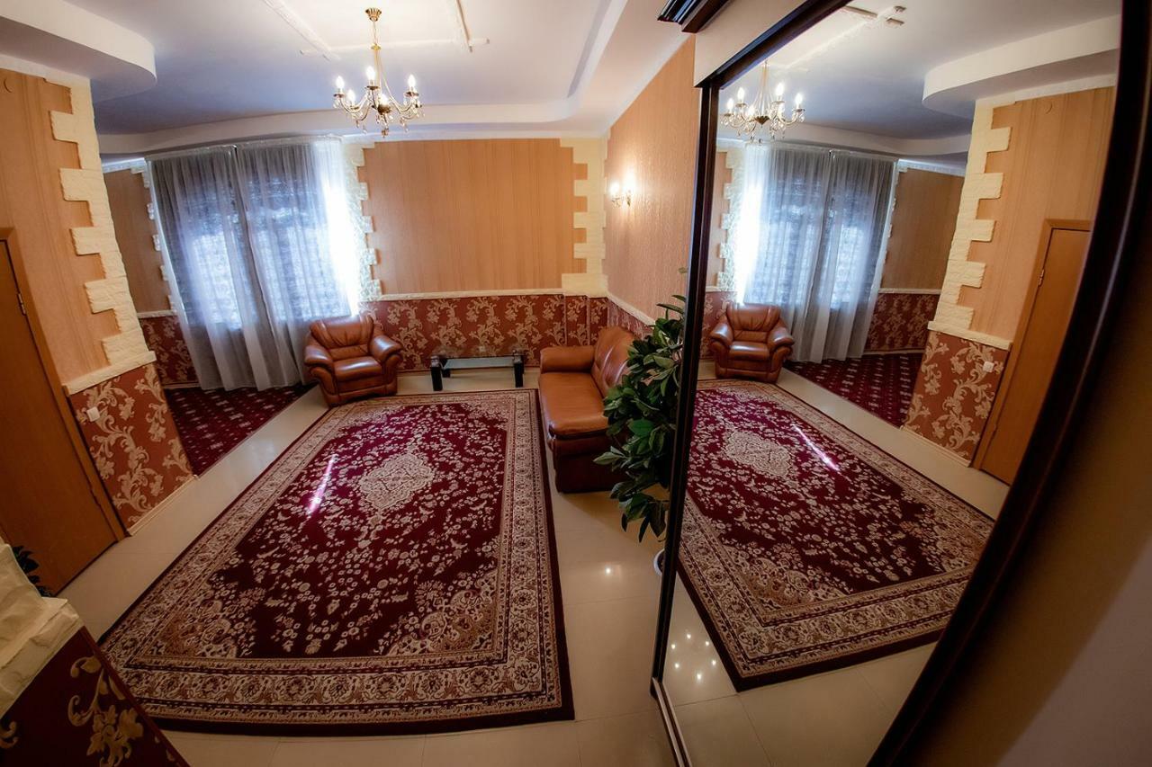 Hotel Edem Karagandy Eksteriør bilde