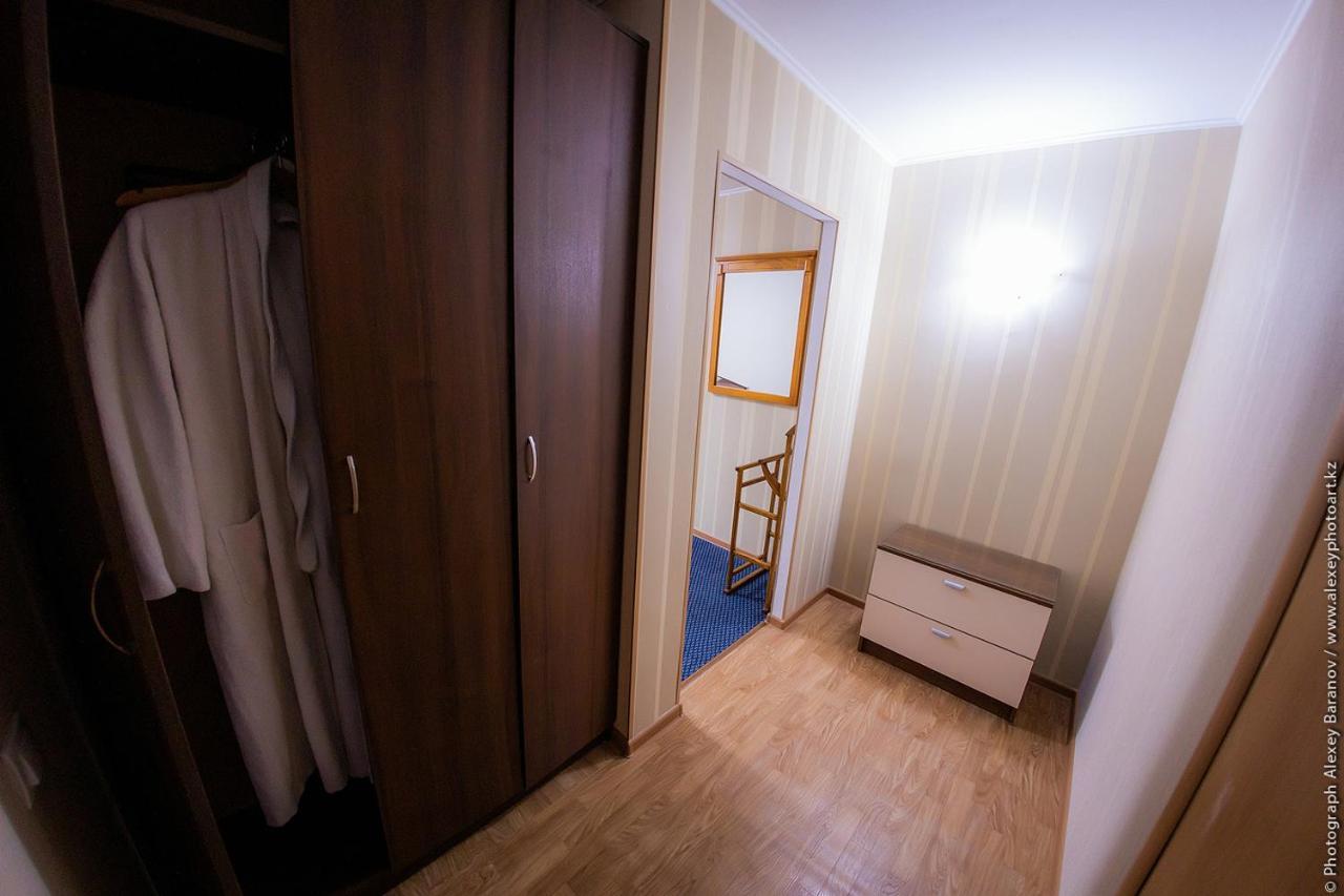 Hotel Edem Karagandy Eksteriør bilde